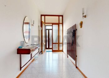 Hall / corridoio - Quadrilocale VIA J.F. KENNEDY
 
15, Grisignano di Zocco - foto 6