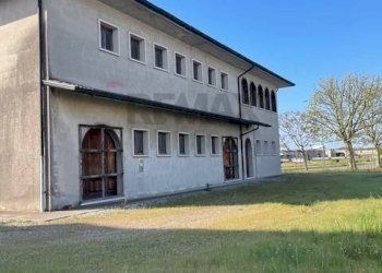 Edificio all\'aperto - Trilocale Cerea - foto 2