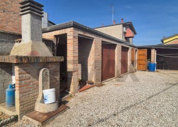 Casa all\'aperto - Casa semi indipendente Via Chiesa
 
139, Ferrara - foto 2