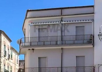 Edificio all\'aperto - Trilocale Via Pietro Sciaudone
 
3, Carinola - foto 1