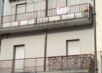 Edificio all\'aperto - Trilocale Via Pietro Sciaudone
 
3, Carinola - foto 2