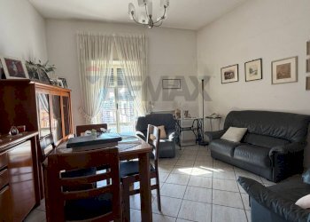 Sala da pranzo - Trilocale Via Pietro Sciaudone
 
3, Carinola - foto 3