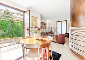 Sala da pranzo - Villa Via Bernina
 
16, Camparada - foto 4