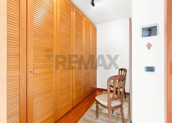 Camera / camera da letto - Villa Via Bernina
 
16, Camparada - foto 13