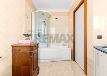 Bagno - Villa Via Bernina
 
16, Camparada - foto 14