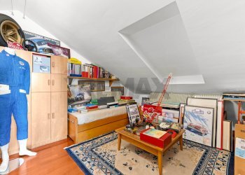 Soggiorno - Villa Via Bernina
 
16, Camparada - foto 21