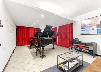 Sala da pranzo - Villa Via Bernina
 
16, Camparada - foto 37