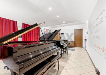 Scale - Villa Via Bernina
 
16, Camparada - foto 38