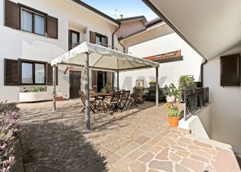 Terrazza - Villa Via Bernina
 
16, Camparada - foto 40