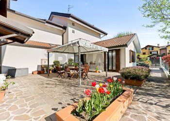 Terrazza - Villa Via Bernina
 
16, Camparada - foto 43