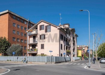 Edificio all\'aperto - Two-room apartment via carducci
 
10, San Giuliano Milanese - photo 24