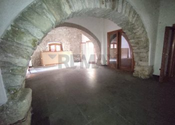 Stanza vuota - Locale Commerciale Benevento - foto 4