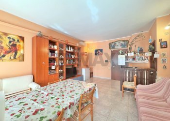 Sala da pranzo - Three-room apartment Via Conciliazione
10, Olgiate Olona - photo 6