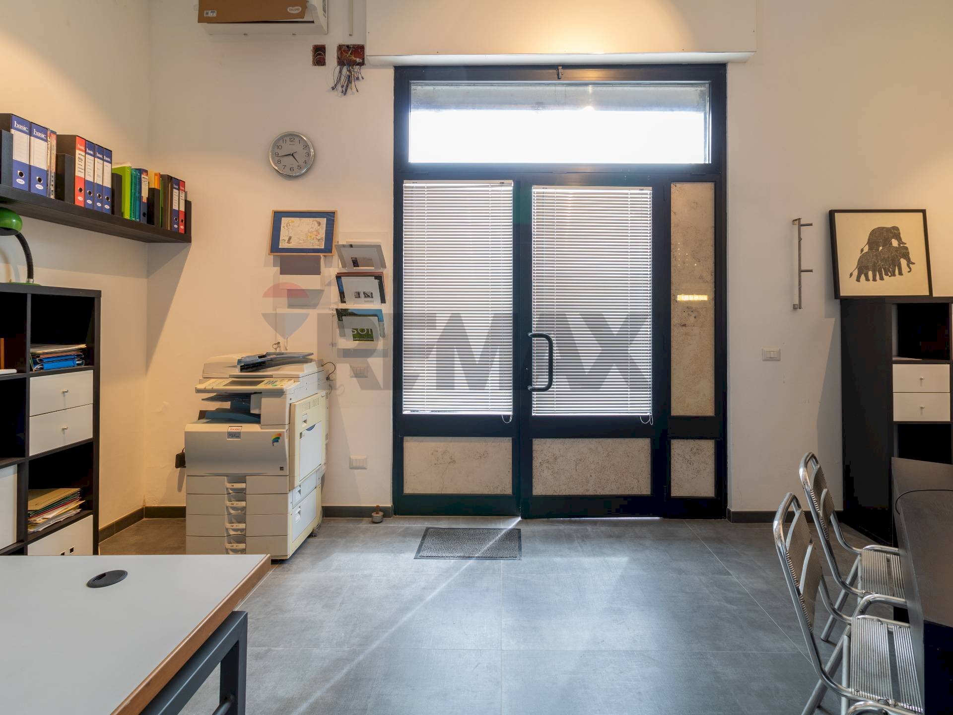 Ingresso - Locale Commerciale Via Mario Visintini
 
34, Guidonia Montecelio - foto 3