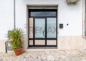 Ricezione / Lobby - Locale Commerciale Via Mario Visintini
34, Guidonia Montecelio - foto 1