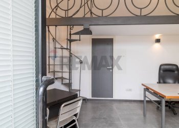 Scale - Locale Commerciale Via Mario Visintini
34, Guidonia Montecelio - foto 10