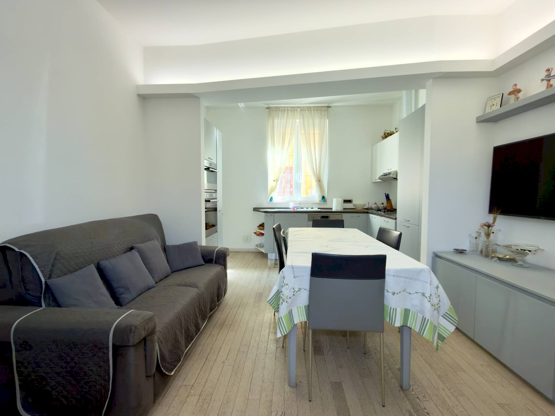 Foto 2 - Bilocale Via Achille Grandi
 
13, Seveso - foto 2