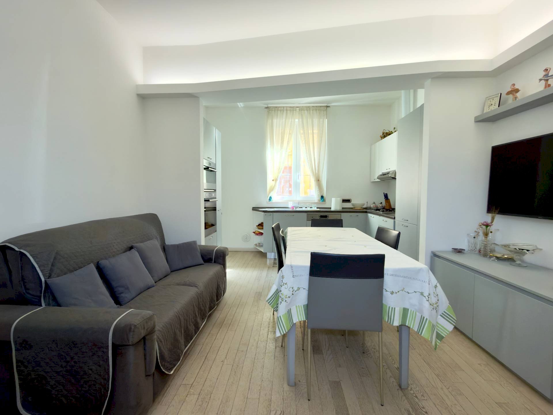 Foto 2 - Bilocale Via Achille Grandi
 
13, Seveso - foto 2