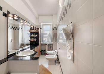 Bagno - Bilocale via Leonardo dal Vinci
 
44, Sesto San Giovanni - foto 19