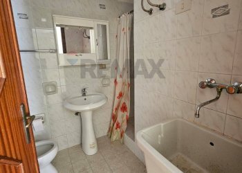 Bagno - Appartamento Via Ruggero il Normanno
 
24, Bagheria - foto 13