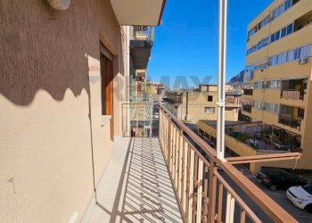 Balcone - Appartamento Via Ruggero il Normanno
 
24, Bagheria - foto 19