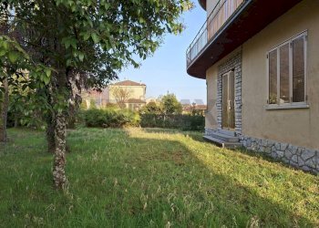 Giardino - Casa indipendente Via Italia '61
 
1, Cison di Valmarino - foto 1