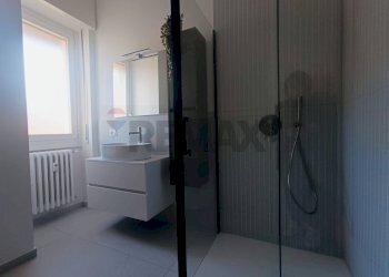 Bagno - Bilocale Via Roosevelt
 
9, Como - foto 24