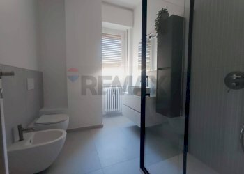 Bagno - Bilocale Via Roosevelt
 
9, Como - foto 26