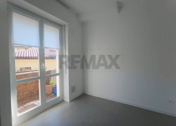 Stanza vuota - Bilocale Via Roosevelt
 
9, Como - foto 33