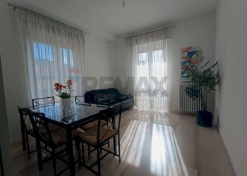 Sala da pranzo - Bilocale Via Roosevelt
 
9, Como - foto 43