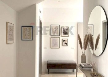 Hall / corridoio - Bilocale Via Roosevelt
 
9, Como - foto 51