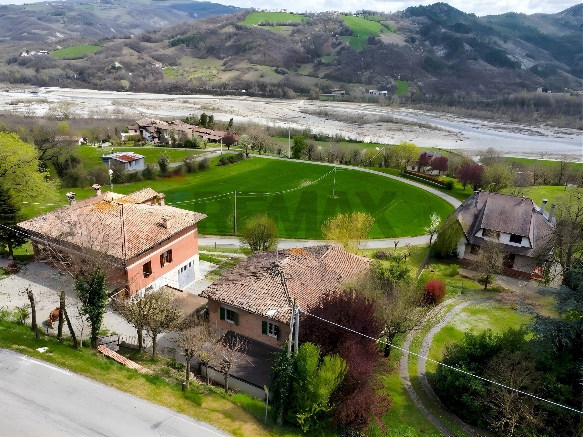 Casa all\'aperto - Independent house strada provinciale
 
13, Neviano degli Arduini - photo 2