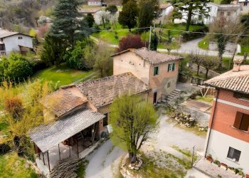 Casa all\'aperto - Independent house strada provinciale
 
13, Neviano degli Arduini - photo 1