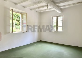 Stanza vuota - Independent house strada provinciale
 
13, Neviano degli Arduini - photo 24