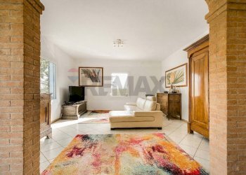 Soggiorno - Casa indipendente via per san Faustino
 
31, Rubiera - foto 3