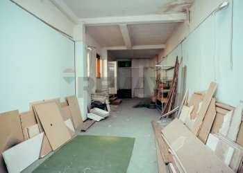 Soggiorno - Negozio via bolognola
 
74, Roma - foto 12