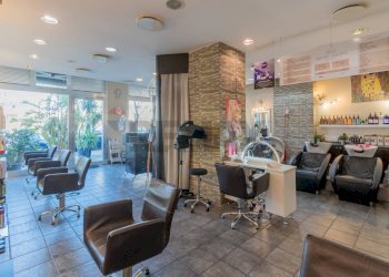 Soggiorno - Attività Commerciale Via Andrea Cirrincione
 
45 e 47, Palermo - foto 11