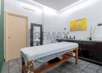Camera / camera da letto - Attività Commerciale Via Andrea Cirrincione
 
45 e 47, Palermo - foto 16