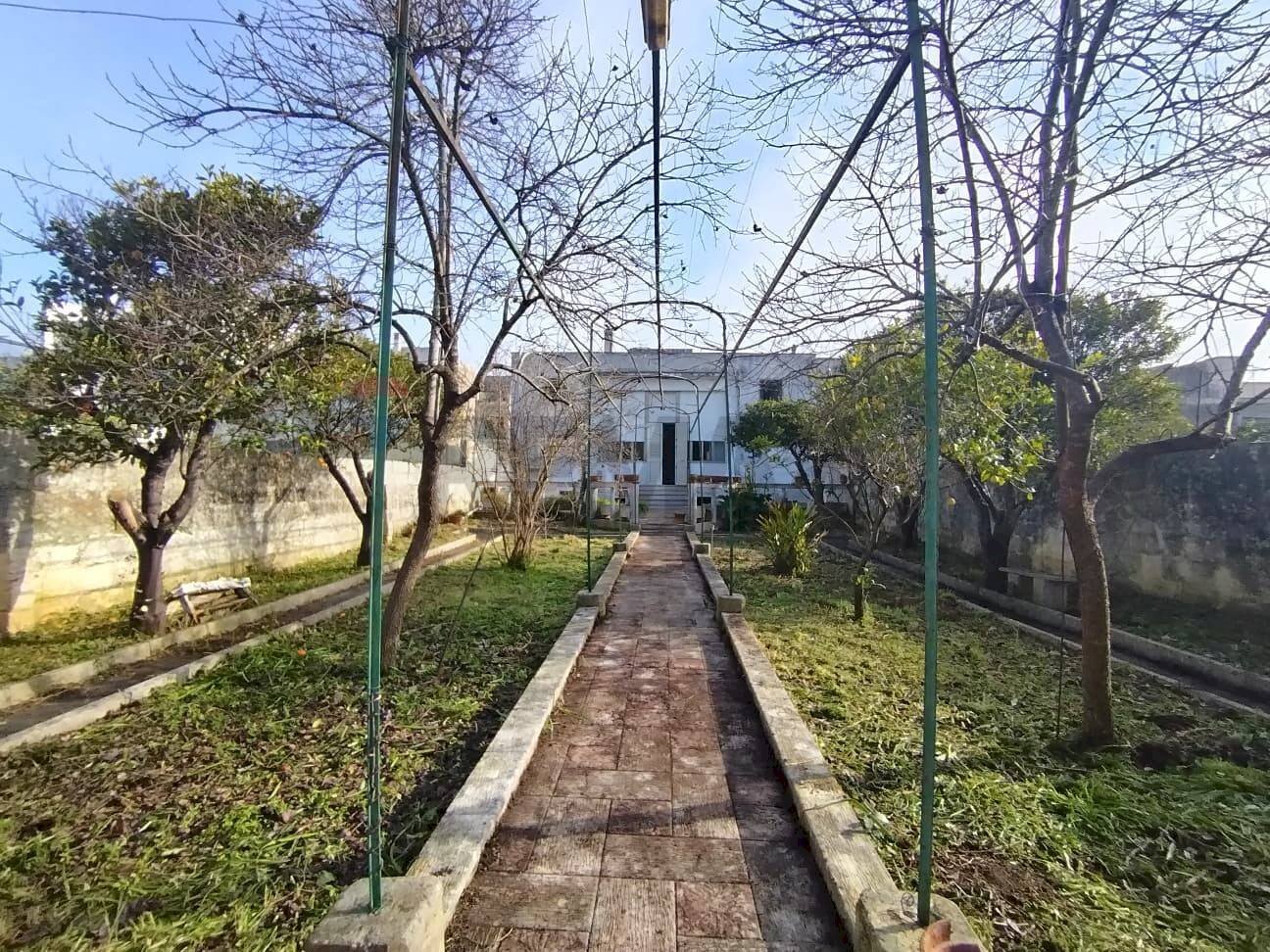 Edificio all\'aperto - Casa indipendente Via Vito Circolone 37-39, Maglie - foto 1