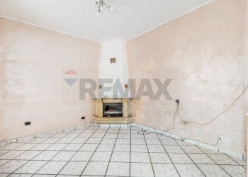 Stanza vuota - Three-room apartment Samarate - photo 3