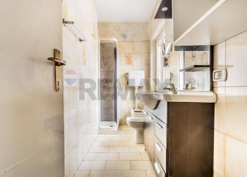 Bagno - Three-room apartment Samarate - photo 11