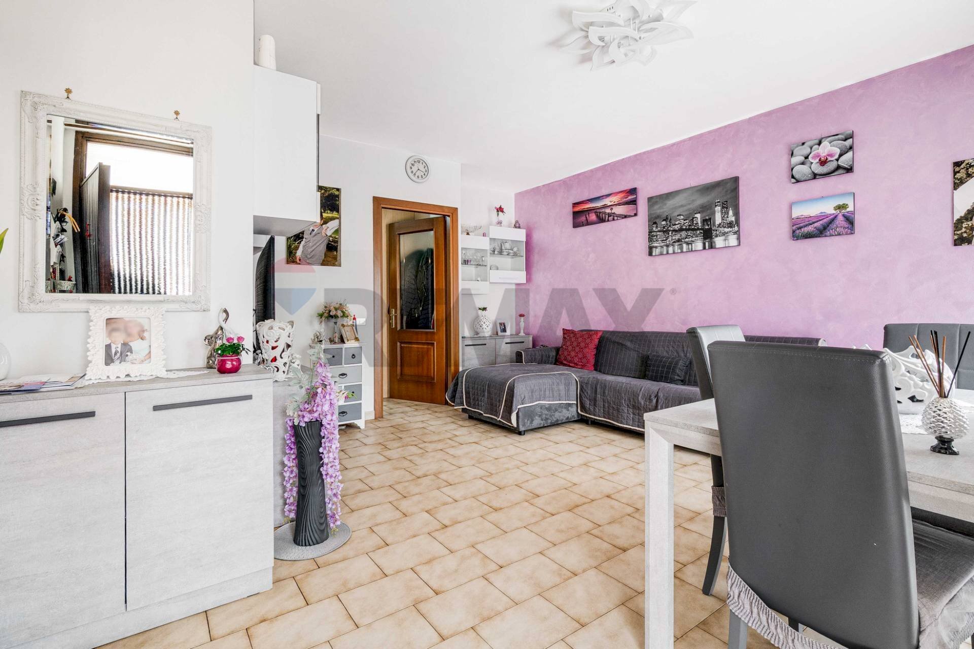 Sala da pranzo - Trilocale Via San Taddeo
 
3, Lonate Pozzolo - foto 2