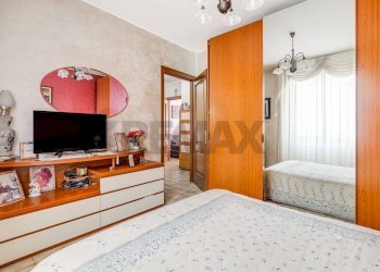 Camera / camera da letto - Trilocale Via San Taddeo
 
3, Lonate Pozzolo - foto 14