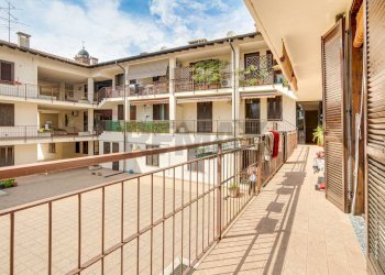 Balcone - Trilocale Via San Taddeo
 
3, Lonate Pozzolo - foto 19