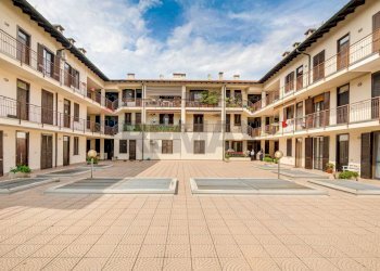 Edificio all\'aperto - Trilocale Via San Taddeo
 
3, Lonate Pozzolo - foto 21