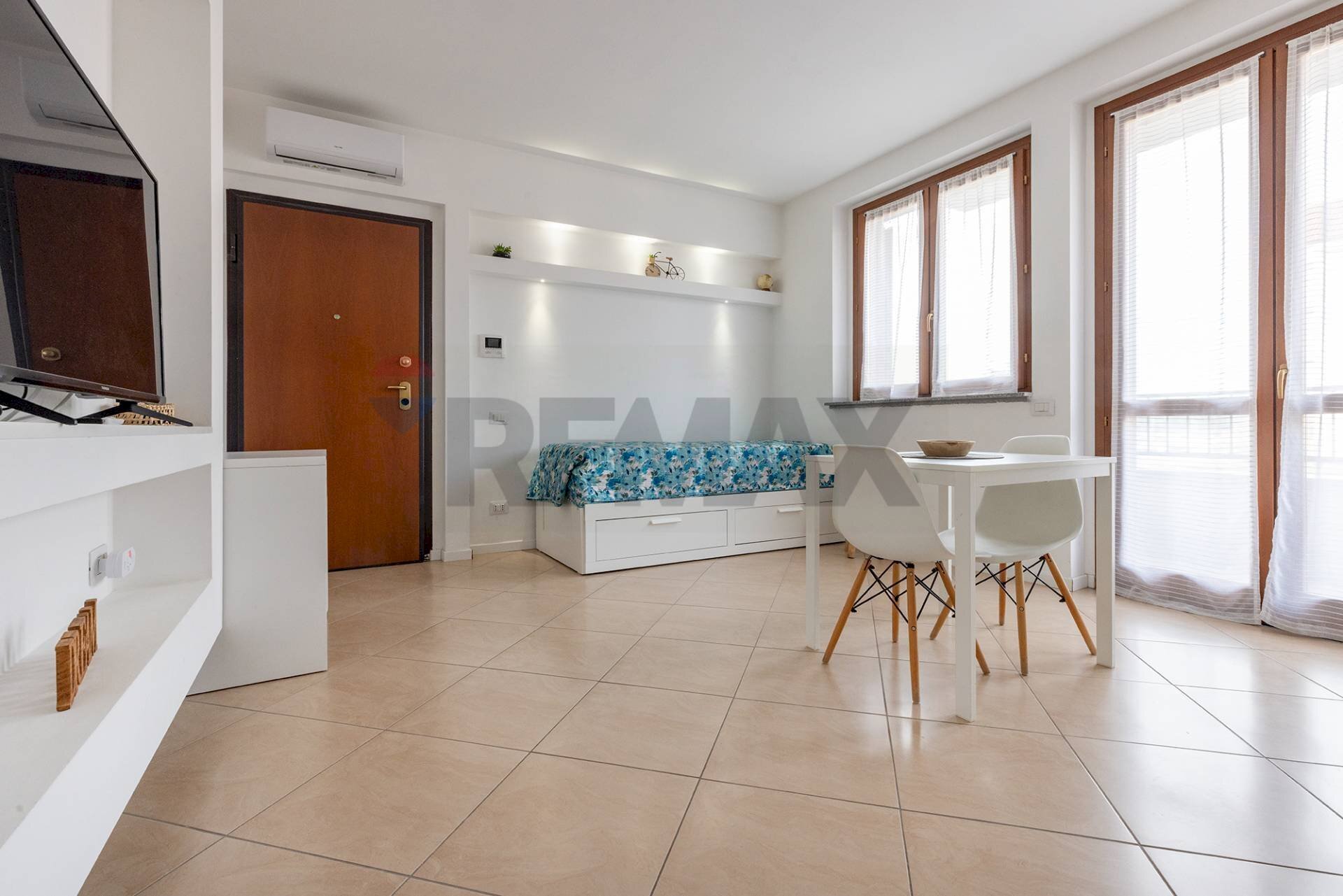 Sala da pranzo - Monolocale Via Camillo Prampolini
 
5, Gallarate - foto 1