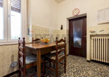 Sala da pranzo - Casa semi indipendente Via per Besnate
 
13, Gallarate - foto 7