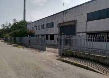 Edificio all\'aperto - Capannone Via Enrico Mattei
 
14, Pogliano Milanese - foto 31