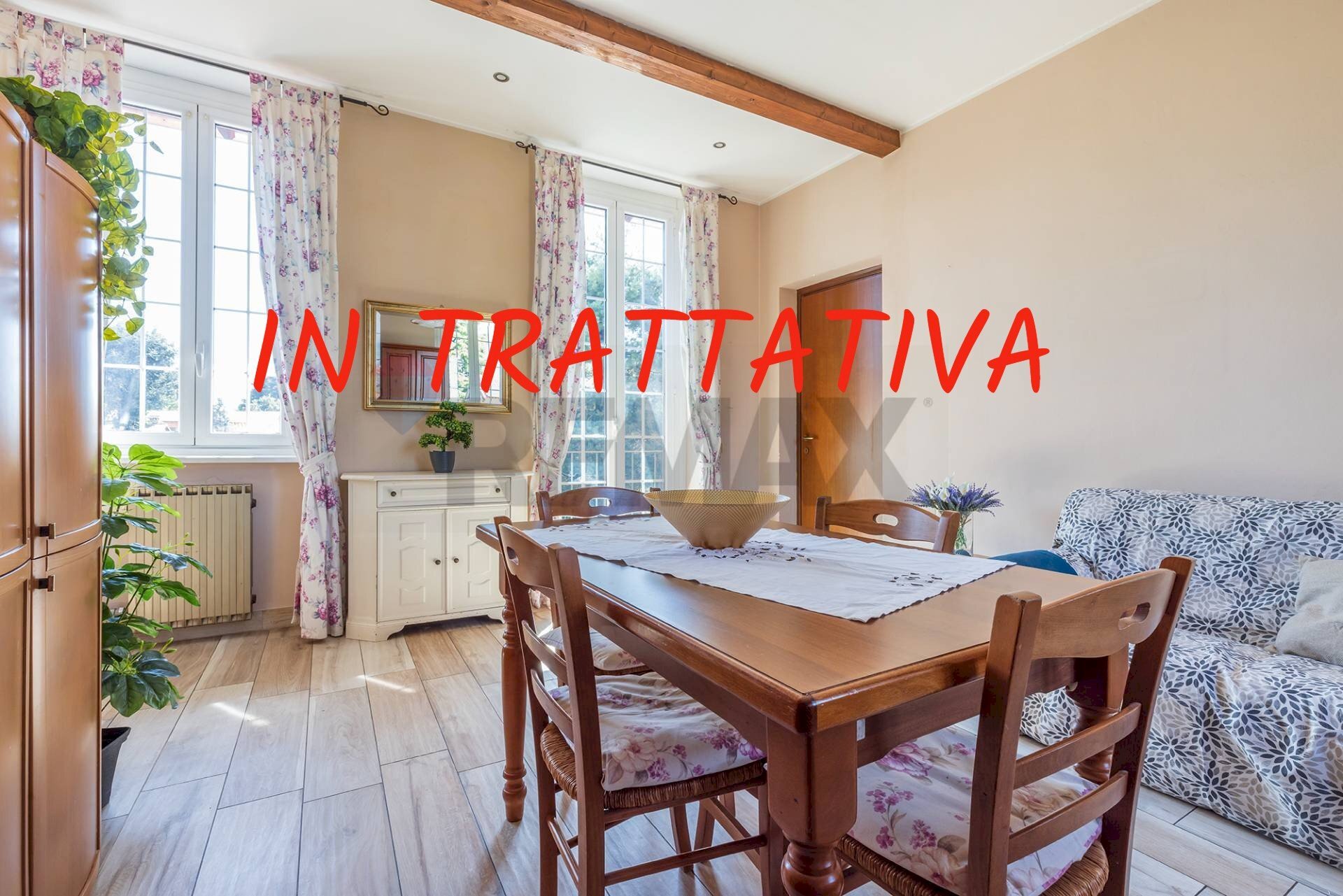 Sala da pranzo - Two-room apartment via Bosisio
 
12, Lonate Pozzolo - photo 1