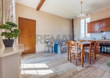 Sala da pranzo - Bilocale via Bosisio
 
12, Lonate Pozzolo - foto 5